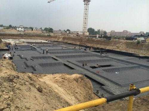 屋頂出現(xiàn)滲水時,防潮怎樣結(jié)構(gòu)加固?